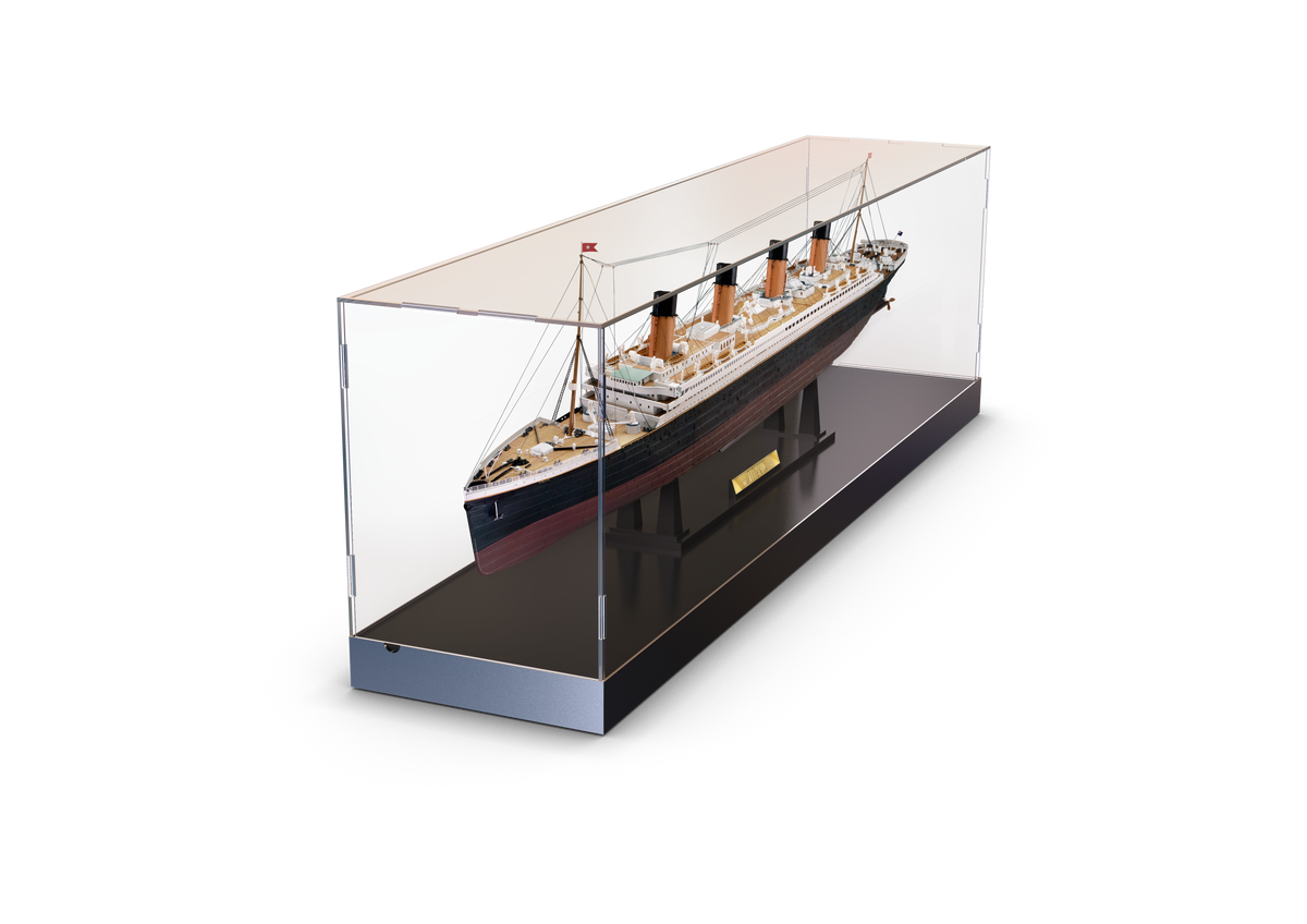 Titanic Display Case - Agenda Bookshop