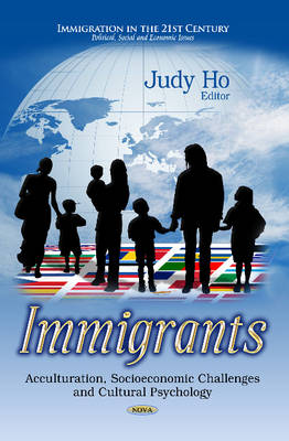 Immigrants: Acculturation, Socioeconomic Challenges & Cultural Psychology - Agenda Bookshop