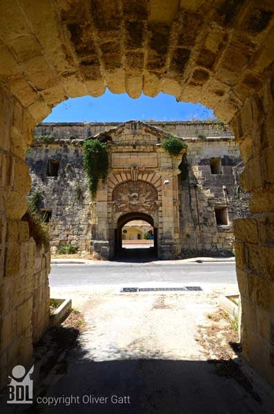 A Visual Guide to the Fortifications of Malta - Agenda Bookshop